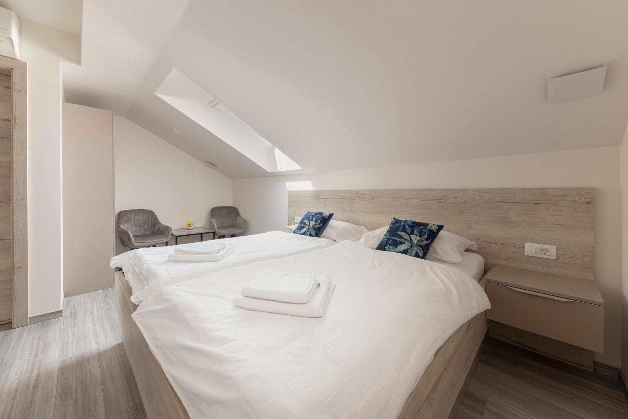 Rooms S Center Словенске-Конице Экстерьер фото