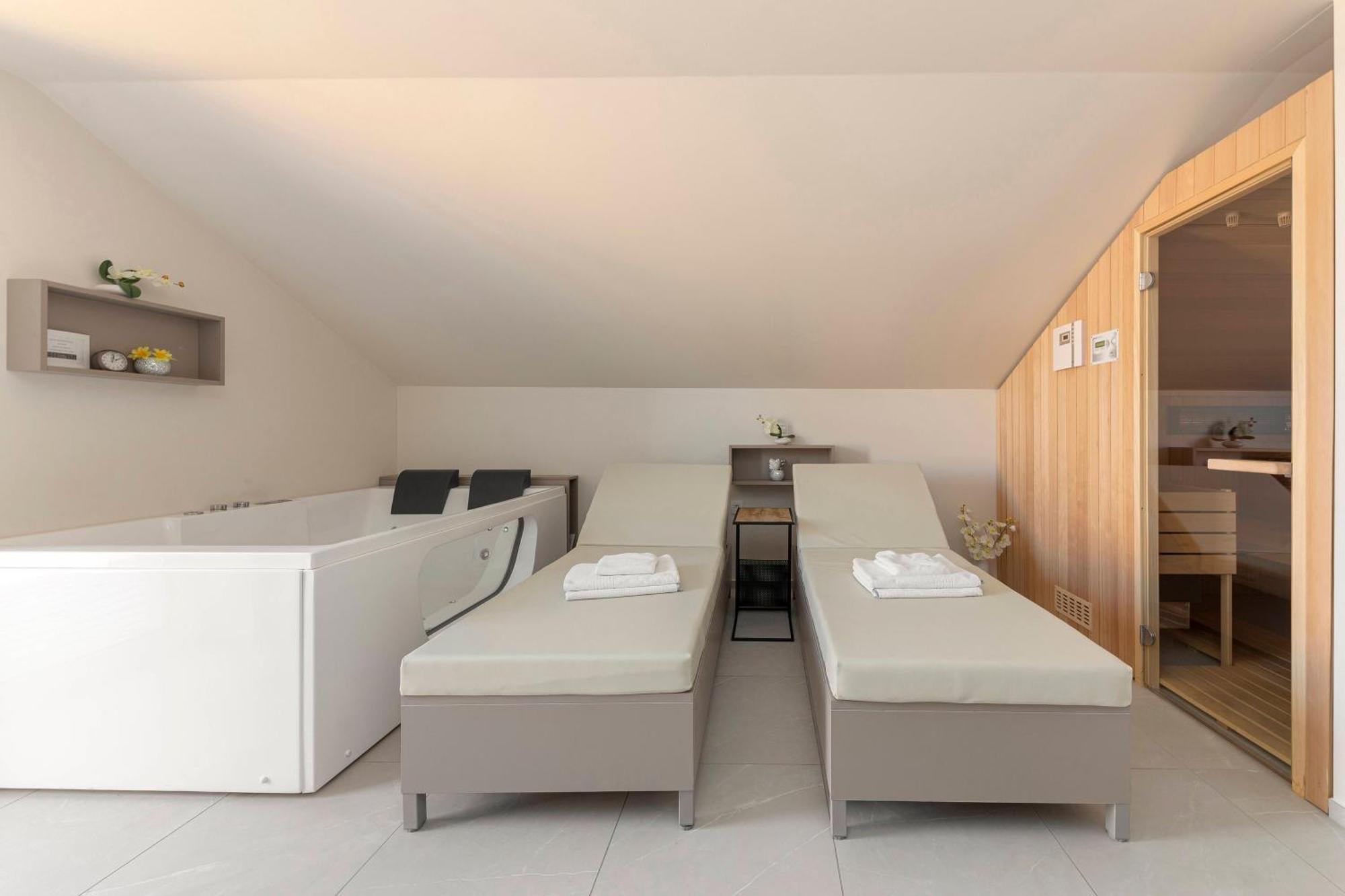 Rooms S Center Словенске-Конице Экстерьер фото